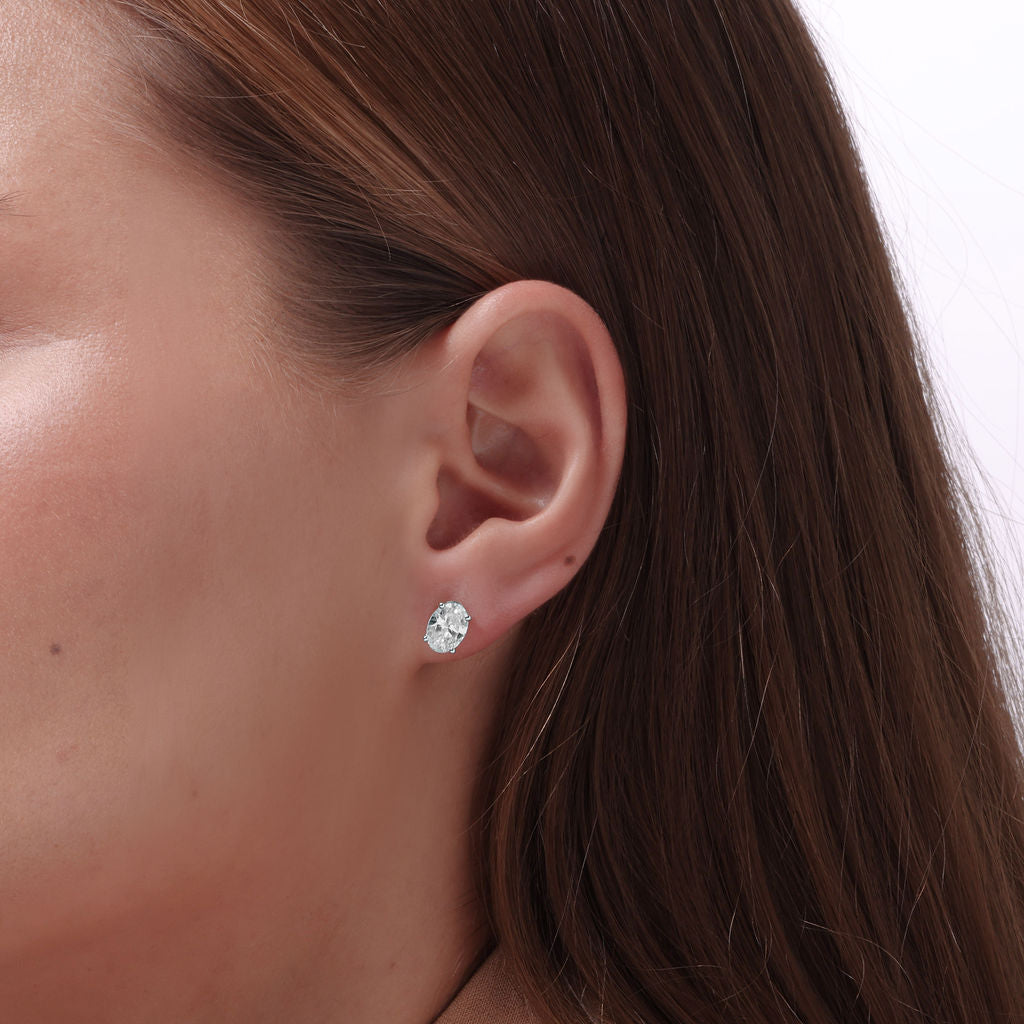 Aretes con Diamantes Corte Oval 1ct c/u Certificado IGI en Oro True Gold® (contado)
